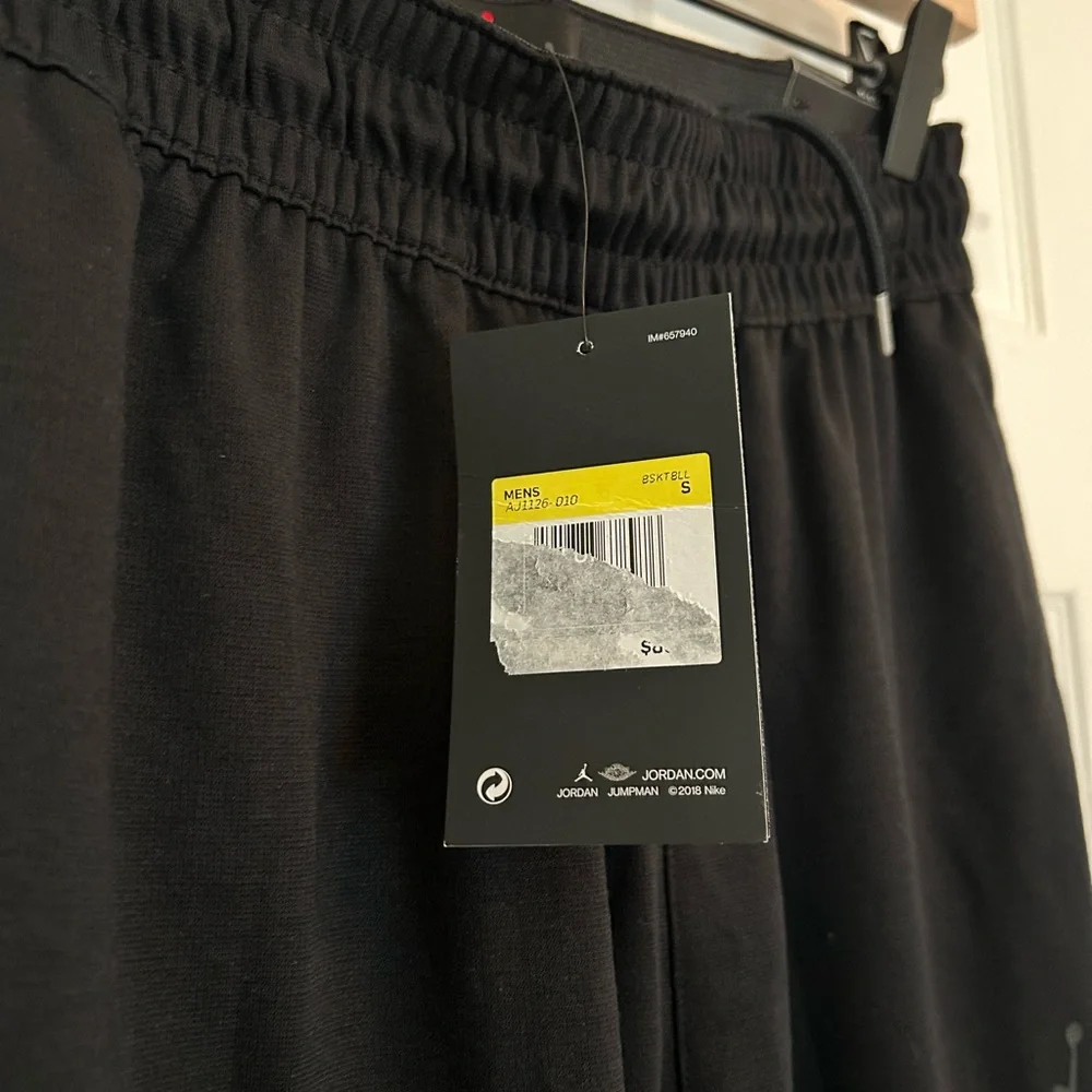 Nike Air‎ Jordan Dri-FIT Joggers Men’s Small Black NWT Sweatpants Athletic Pants